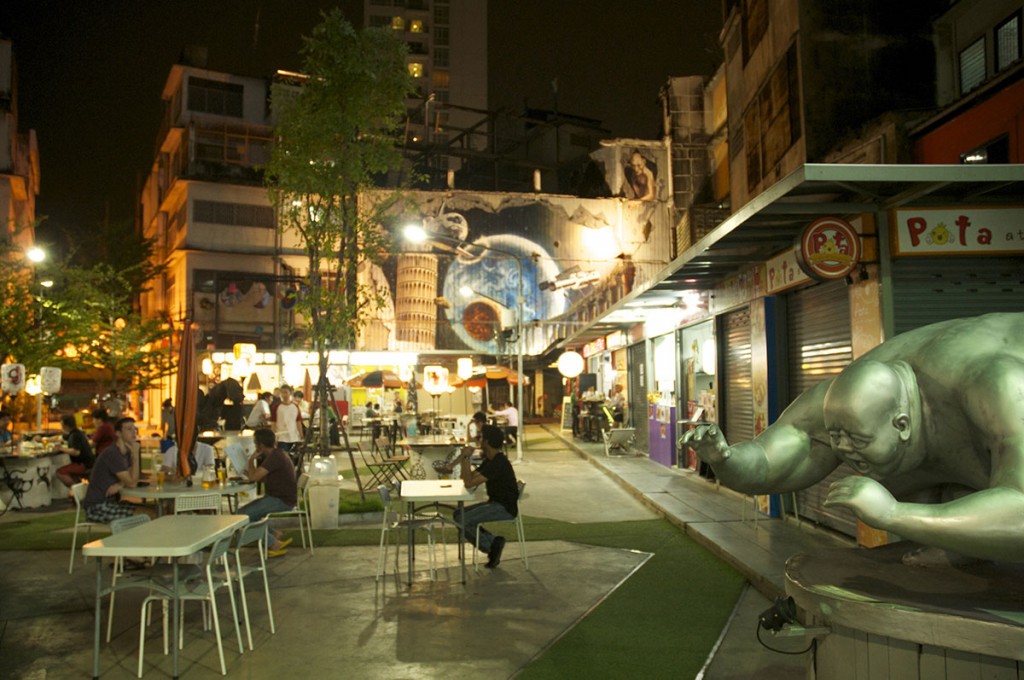 beer-garden-phra-khanong-bangkok