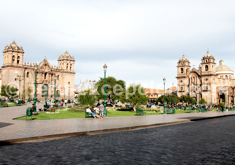 Cusco Plaza Armas - Pérou
