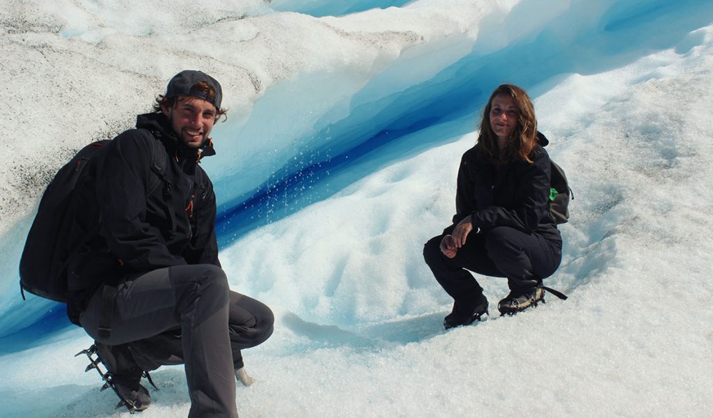 Sur le glacier en Amérique du Sud